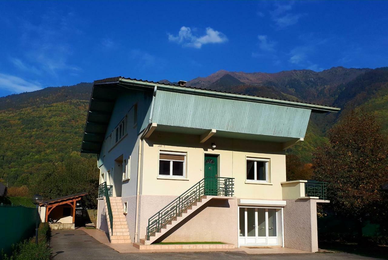 Logis Du Clos Des Chevaliers De Malte Apartamento Aiguebelle Exterior foto